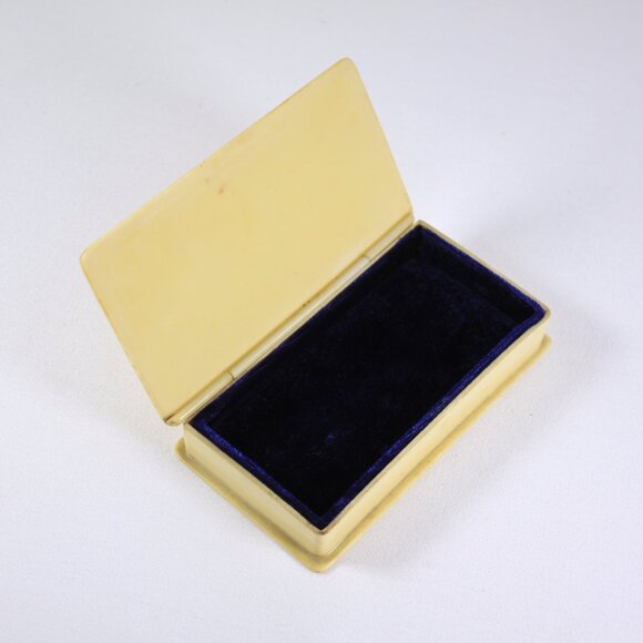 Antique celluloid plastic jewelry box, trinket box lined in royal blue velvet - Picture 3 of 10